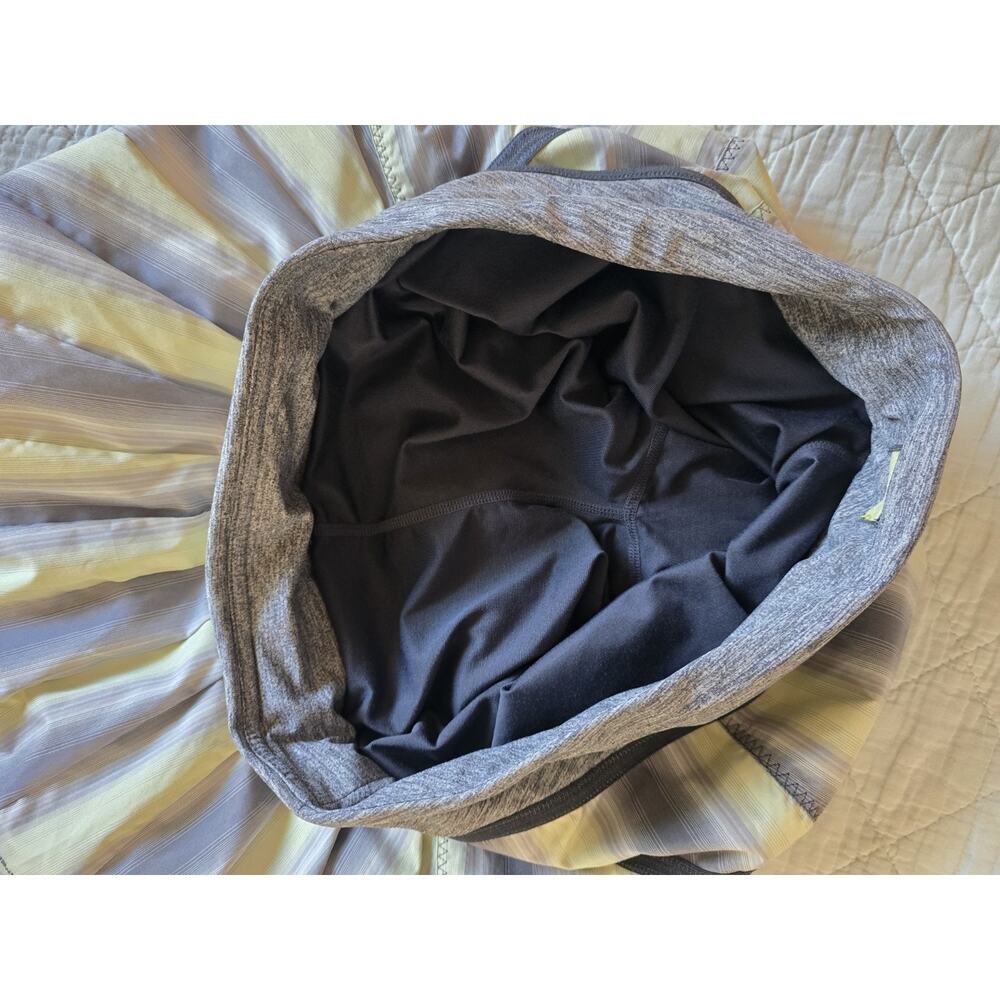 LULULEMON Pickleball Ombré Run Reflective Yellow Gray Striped Skort Sz 6 tennis - Picture 7 of 7